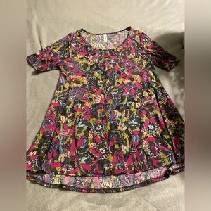 Lularoe perfect T size Large